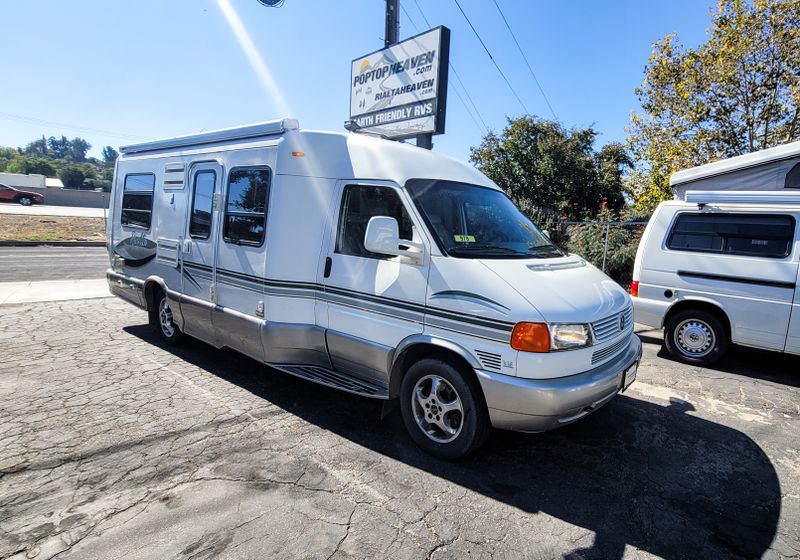Picture 1/21 of a 2002 VW Winnebago Rialta HD for sale in Yucaipa, California