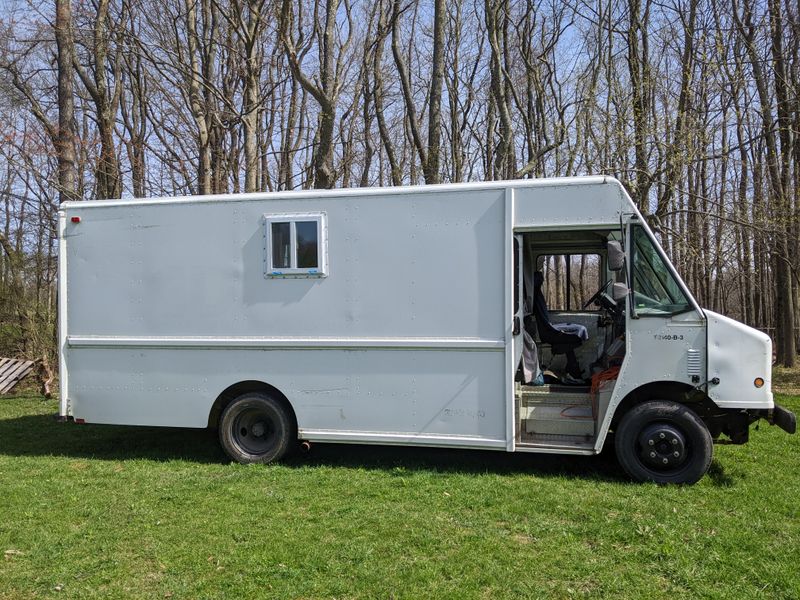Picture 2/12 of a 1999 Freightliner MT45 Utilimaster body Step Van for sale in Ithaca, New York
