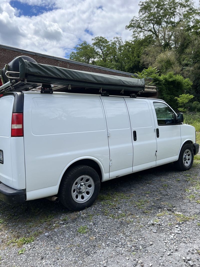 Picture 4/27 of a Unique 2014 Chevy Express 1500 V8 AWD 78K Camper Van for sale in Beacon, New York