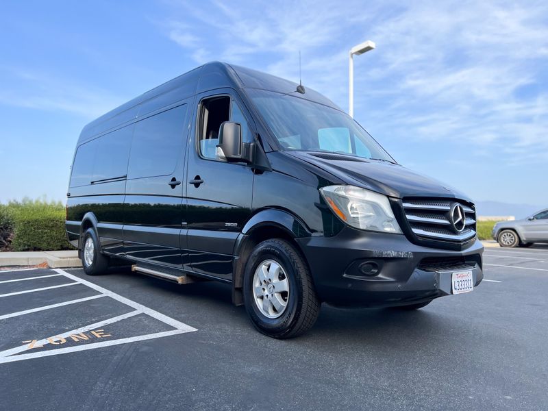 Picture 3/25 of a 2014 Mercedes Sprinter 2500 170wb Weekender Camper Van for sale in Temecula, California