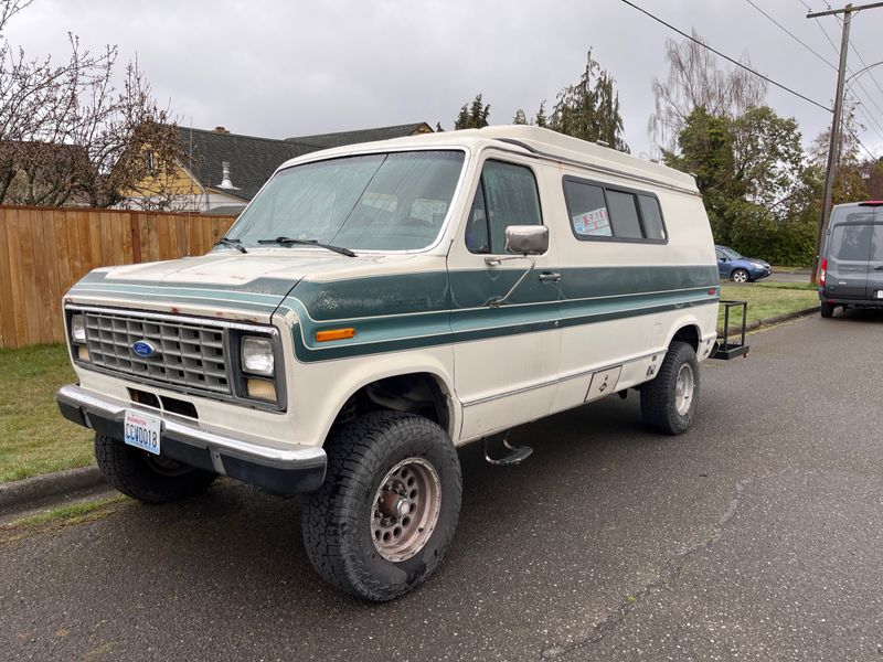 Picture 2/16 of a 1990 Ford E250 5.8L with 4x4 Sportsmobile configuration for sale in Seattle, Washington