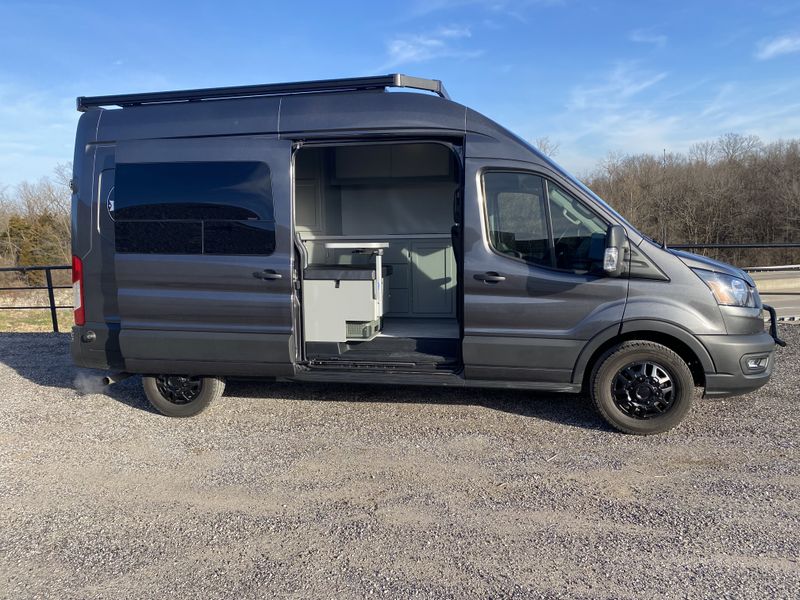 Picture 4/15 of a 2020 Ford Transit AWD 350 for sale in Villa Ridge, Missouri
