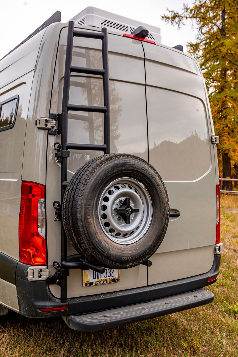 Picture 4/40 of a 2023 Mercedes Sprinter 170Wb AWD for sale in Whitefish, Montana