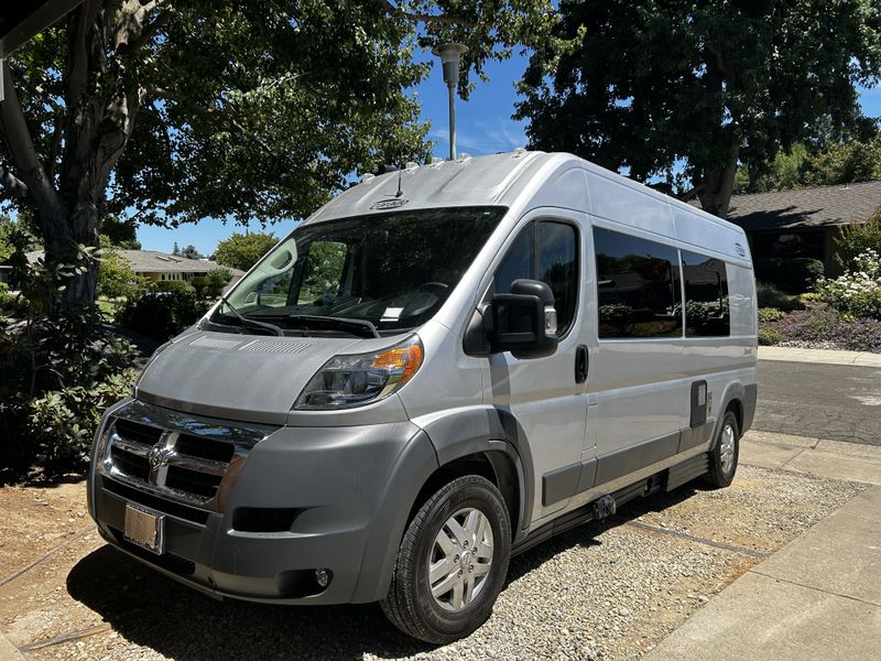 Picture 4/28 of a 2019 Carado Banff lithium battery for sale in Sacramento, California