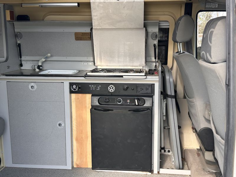 Picture 5/8 of a 1999 VW Eurovan for sale in Bay Saint Louis, Mississippi