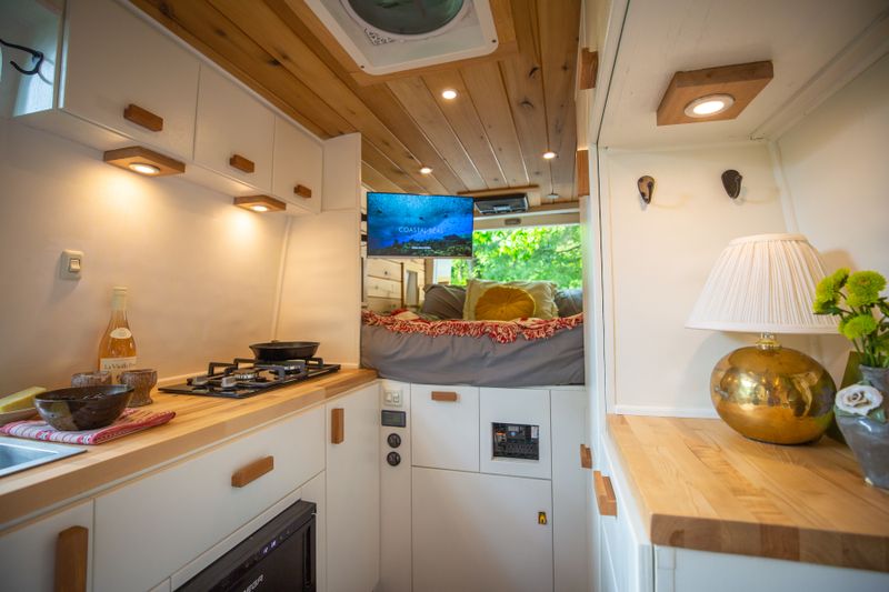 Picture 1/29 of a Tiny home on wheels! Professionally built 2021 Sprinter 170 for sale in Nashville, Tennessee