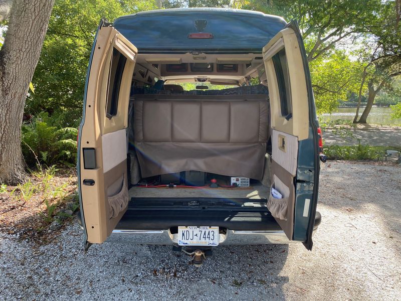 Picture 5/14 of a 2000 Dodge 1500 Conversion Camper Van for sale in Bradenton, Florida