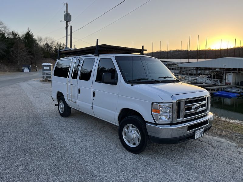 Picture 2/7 of a 2009 E-350 Econoline for sale in Pottsboro, Texas