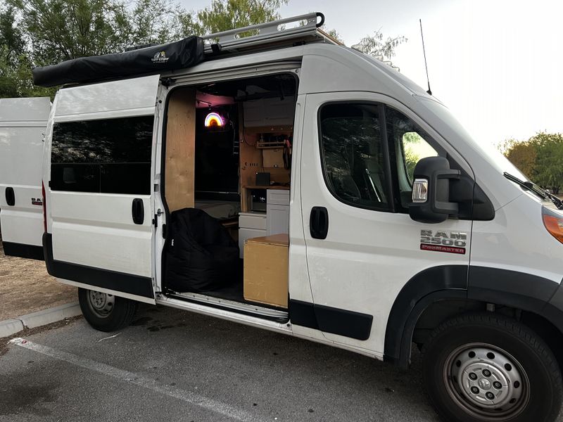 Picture 3/23 of a 2019 Ram PROMASTER 2500 136wb low mileage for sale in Las Vegas, Nevada