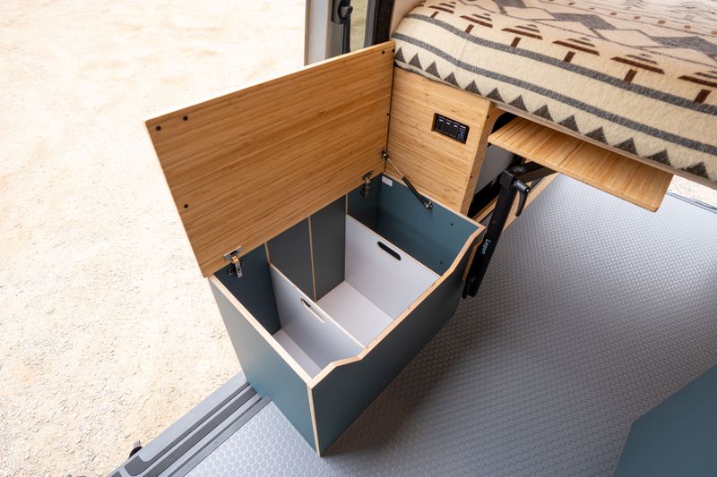 Picture 5/17 of a 2026 Geotrek Bear Peak Sprinter 144 AWD for sale in Boulder, Colorado