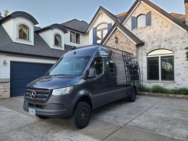 Picture 1/18 of a 2021 Mercedes Sprinter 170 4x4 Family Van for sale in Beaverton, Oregon