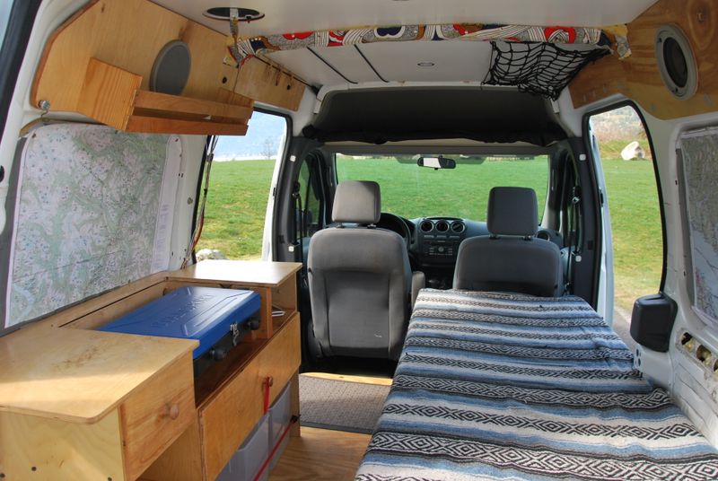Picture 6/15 of a 2011 Ford Transit Connect for sale in Portland, Oregon