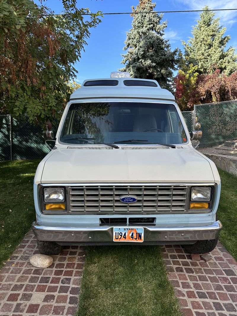 Picture 3/21 of a 1989 Ford Econoline for sale in Salt Lake City, Utah