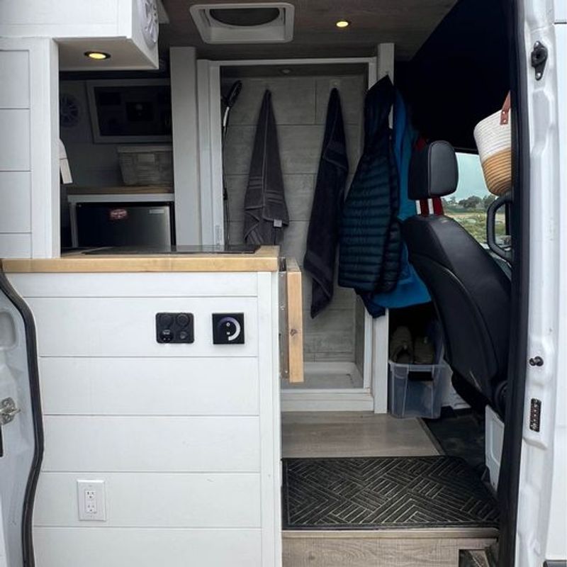 Picture 2/13 of a 2022 170wb Mercedes Sprinter for sale in Santa Barbara, California