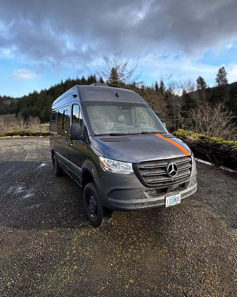 Picture 3/14 of a 2023 Mercedes-Benz Sprinter 144 AWD for sale in Hood River, Oregon
