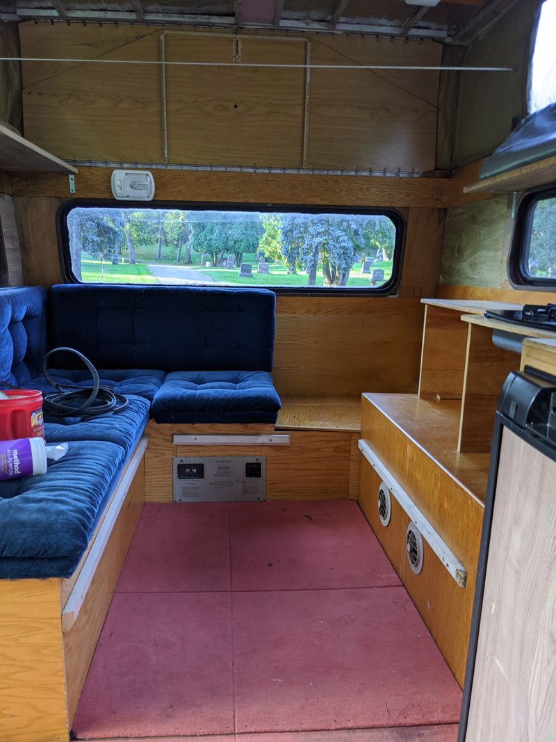 Picture 3/6 of a 1990 Tiger Provan - Chevy Astro Conversion for sale in Hopkins, Minnesota