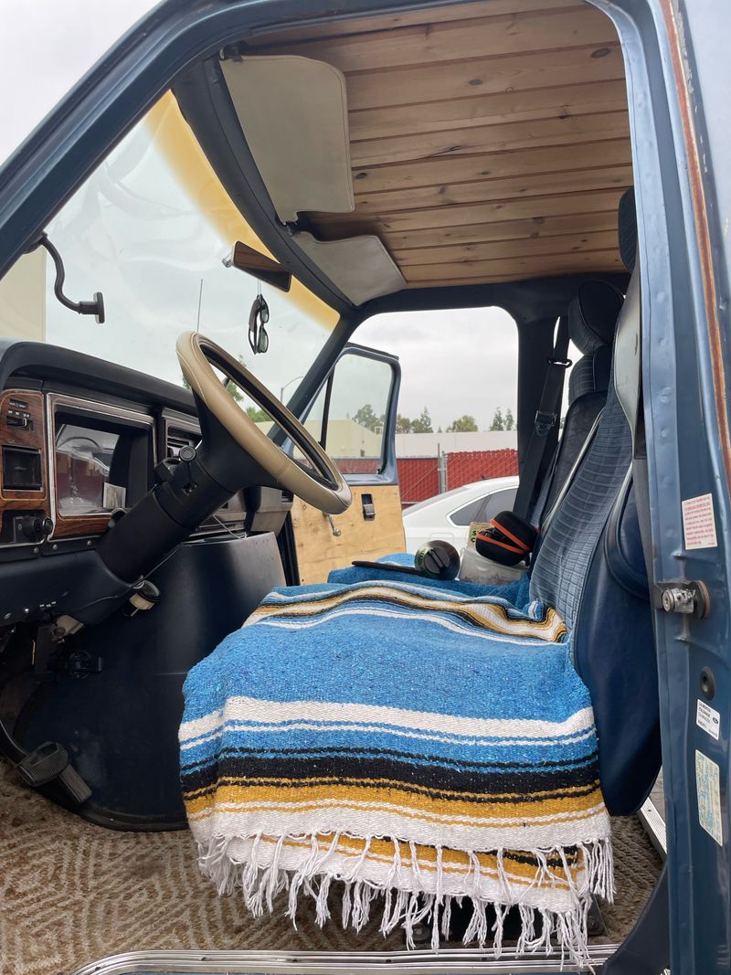 Picture 4/17 of a 1989 Ford E250 Econoline for sale in South El Monte, California