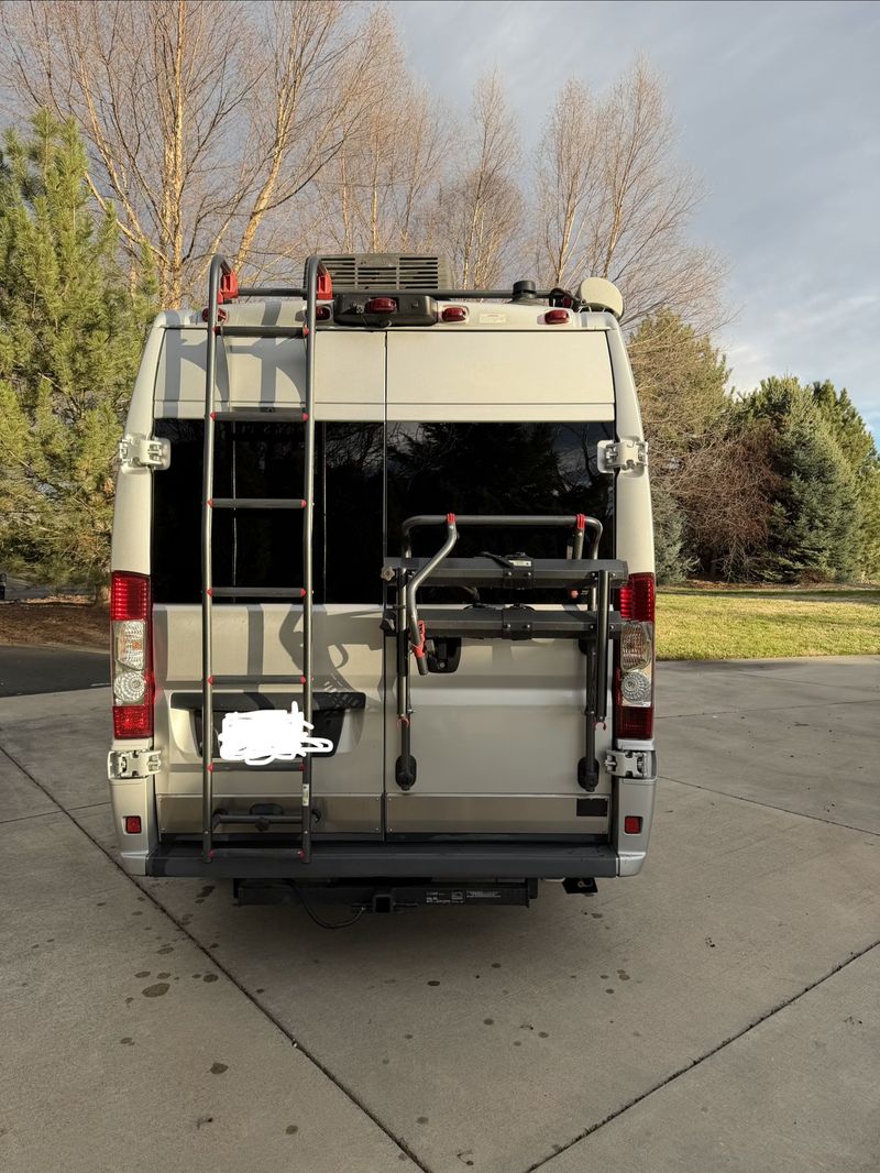 Picture 3/11 of a 2019 Winnebago Travato 59GL for sale in Walla Walla, Washington