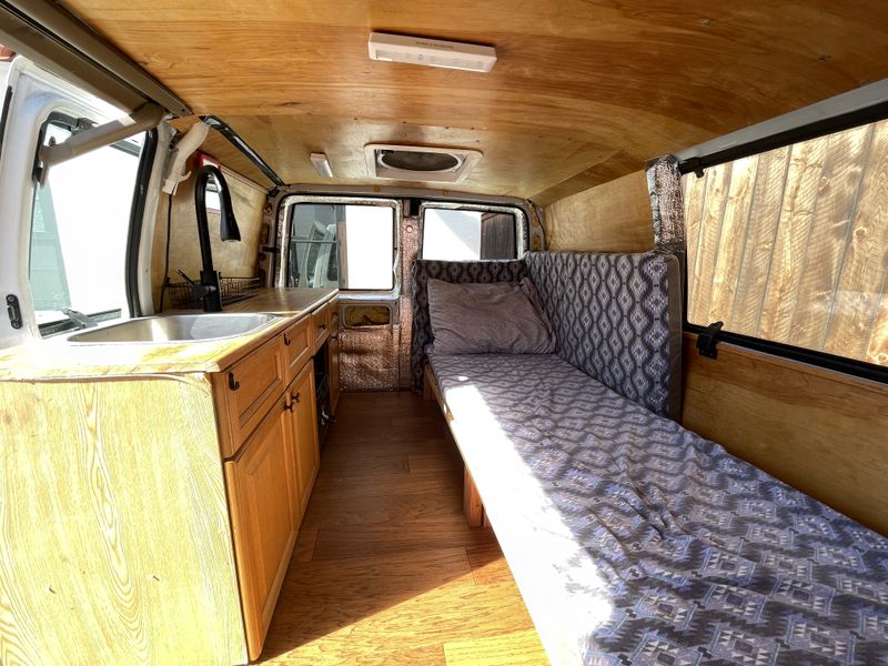 Picture 1/25 of a 1992 AWD Safari Van for sale in Oceanside, California
