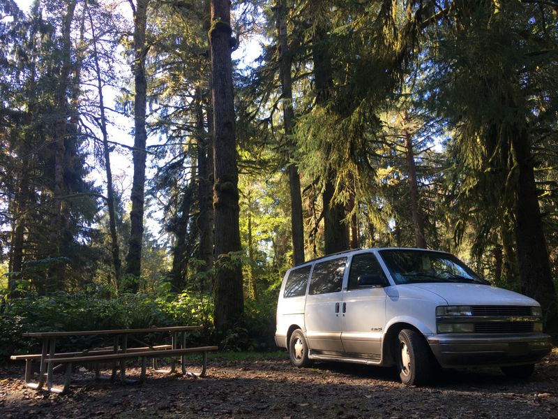 Picture 1/13 of a Sweet Astro Van  for sale in Denver, Colorado