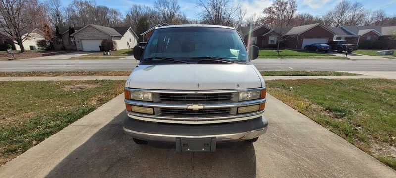Picture 4/28 of a 2001 Chevy 3500 express for sale in Jeffersonville, Indiana