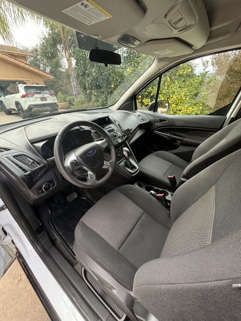 Picture 5/11 of a 2016 Ford Transit Connect Cargo XL for sale in Ojai, California