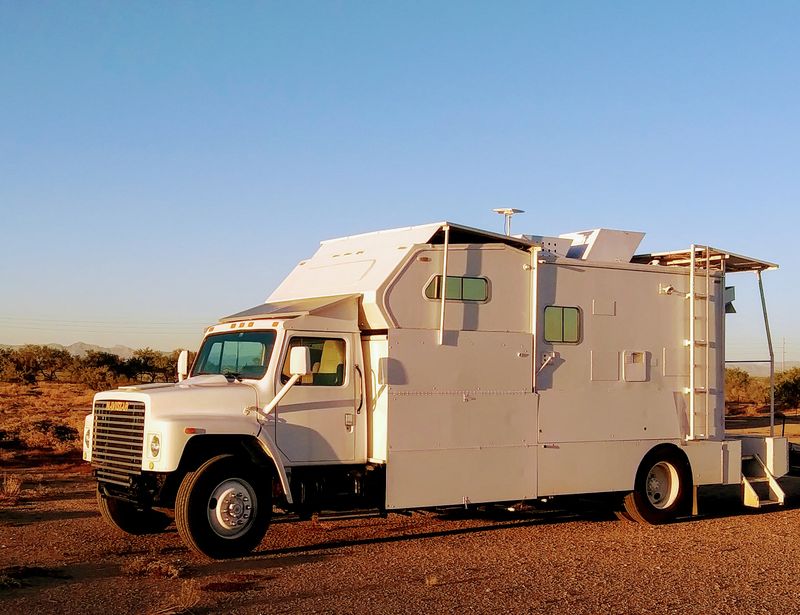 Picture 1/5 of a Custom built boondocking RV w/ cycle lift for sale in Casa Grande, Arizona