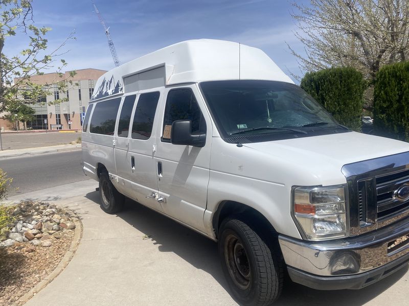 Picture 3/19 of a 2008 Ford E150 extended-hightop cargo van  for sale in Albuquerque, New Mexico