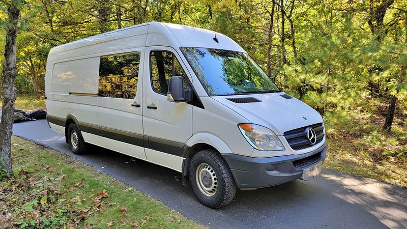 Picture 1/26 of a 2012 Sprinter - 25k Engine Miles - Great Layout for Families for sale in Elkhart, Indiana