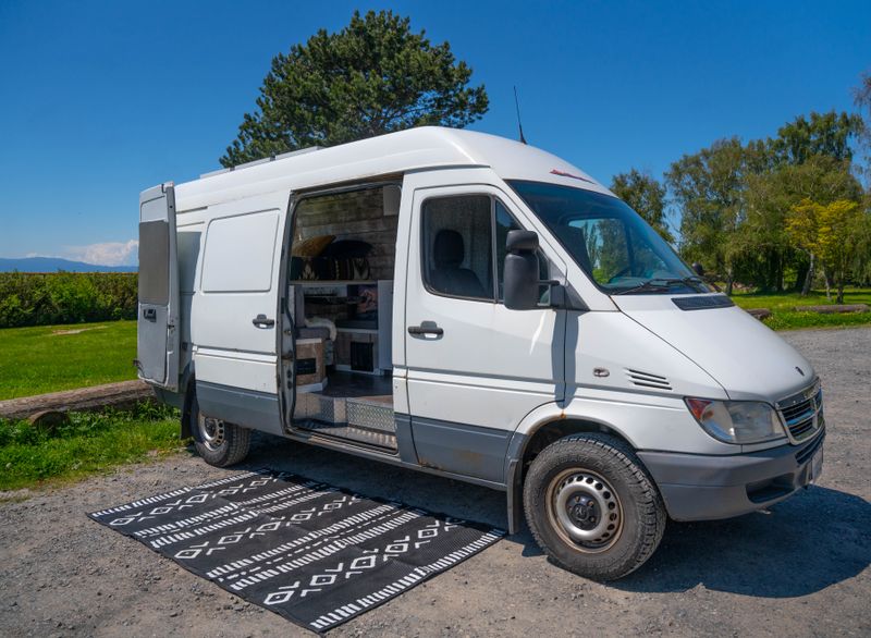 Picture 1/15 of a 2004 Dodge Sprinter Campervan  for sale in Bellingham, Washington