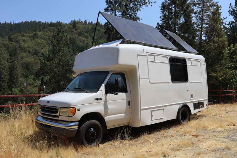 Picture 3/19 of a 2001 Ford E450 Off-grid Adventure Van for sale in Ashland, Oregon