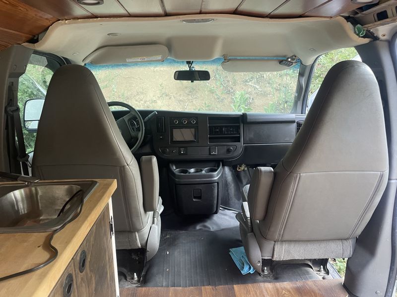 Picture 4/8 of a 2019 GMC Savana for sale in Charleston, South Carolina