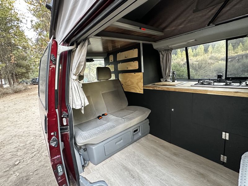 Picture 5/11 of a 2003 Volkswagen Eurovan Pop-Up for sale in Bend, Oregon