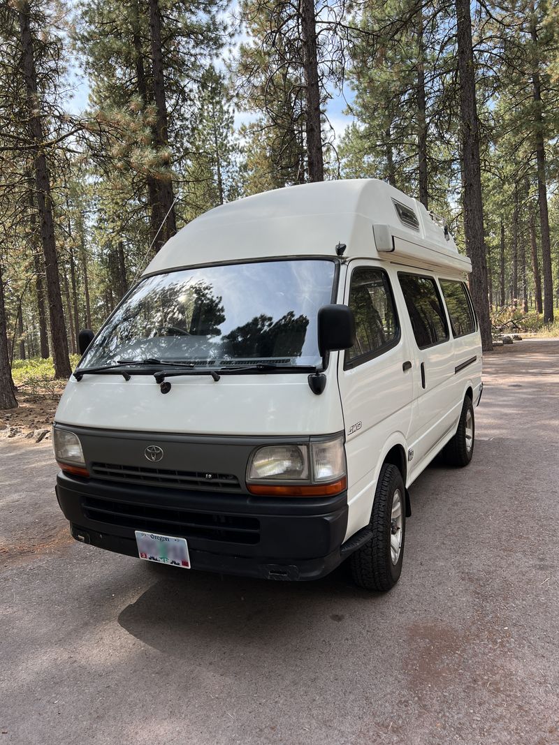 Picture 1/15 of a 1994 Toyota Hiace 4X4 Hi Top Camper for sale in Bend, Oregon