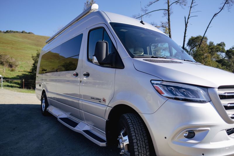 Picture 2/42 of a 2020 Mercedes Sprinter - Coachmen Galleria 24T Li3 for sale in Moraga, California