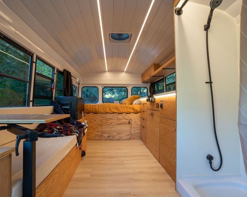 Picture 5/19 of a 7.3 powerstroke short bus-48,000 Original miles for sale in Eugene, Oregon