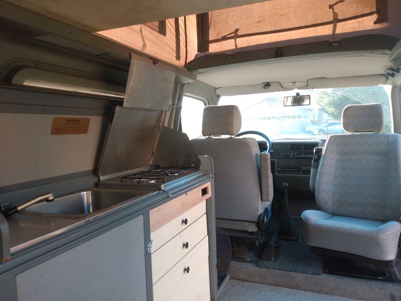 Picture 3/15 of a 1995 Eurovan Camper, 5 speed for sale in Sierra Vista, Arizona