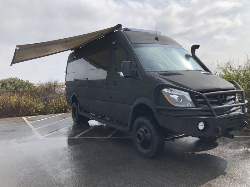 Picture 3/37 of a 4x4 Sprinter RV for sale in Huntington Beach, California