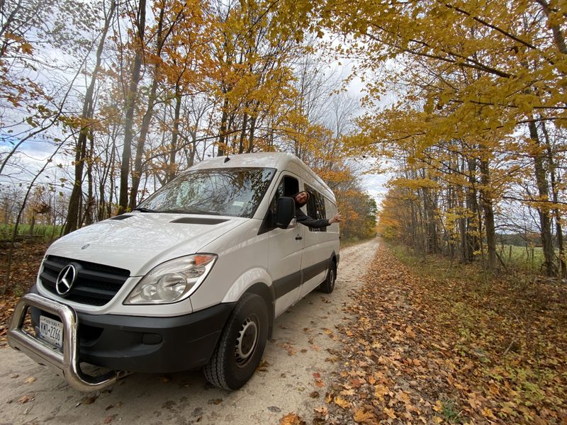 Picture 4/28 of a 2012 Mercedes Benz | Built for 4 Seasons | Indoor Shower for sale in Seattle, Washington