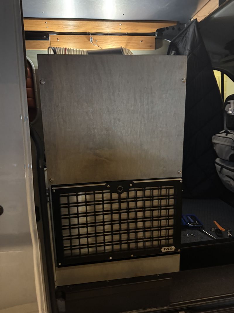 Picture 4/33 of a 2024 Transit Trail , Mid Roof, AWD, 350 , Raptor engine, for sale in New Orleans, Louisiana