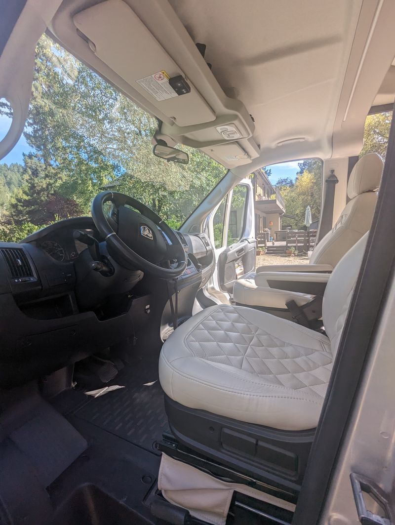 Picture 3/21 of a 2022 Entegra Ethos Camper Van for sale in Santa Rosa, California