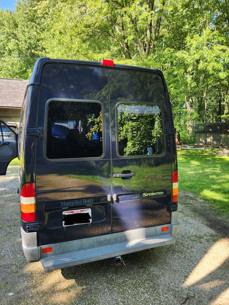 Picture 3/24 of a 2002 Mercedes Sprinter for sale in Columbia Station, Ohio