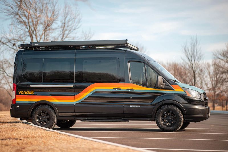 Picture 5/24 of a 🚐 Adventure-Ready. Fully Loaded. Open to Trades. for sale in Blue Springs, Missouri