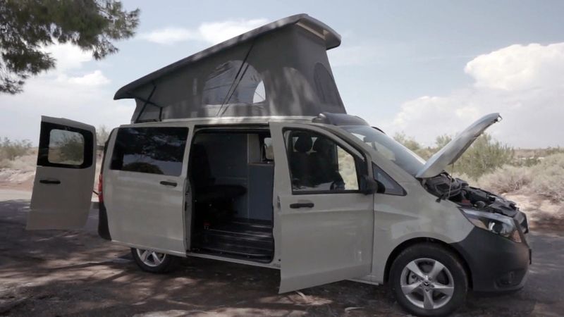 Picture 2/15 of a 2022 MERCEDES-BENZ METRIS - CAMPERVAN for sale in Torrance, California