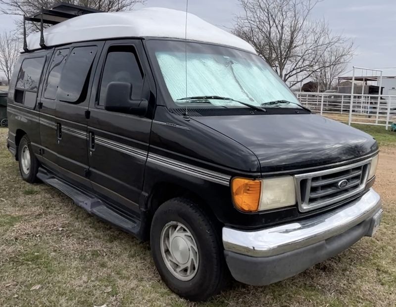 Picture 1/16 of a 2003 Ford E-150 Econoline ~ Camper Van ~ V-8 4.6L for sale in Saint Petersburg, Florida