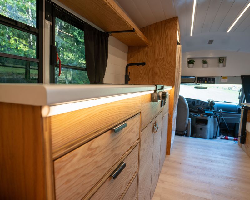 Picture 3/19 of a 7.3 powerstroke short bus-48,000 Original miles for sale in Eugene, Oregon