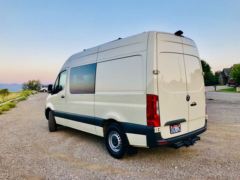 Picture 3/3 of a 2019 Sprinter Campervan for sale in Salt Lake City, Utah