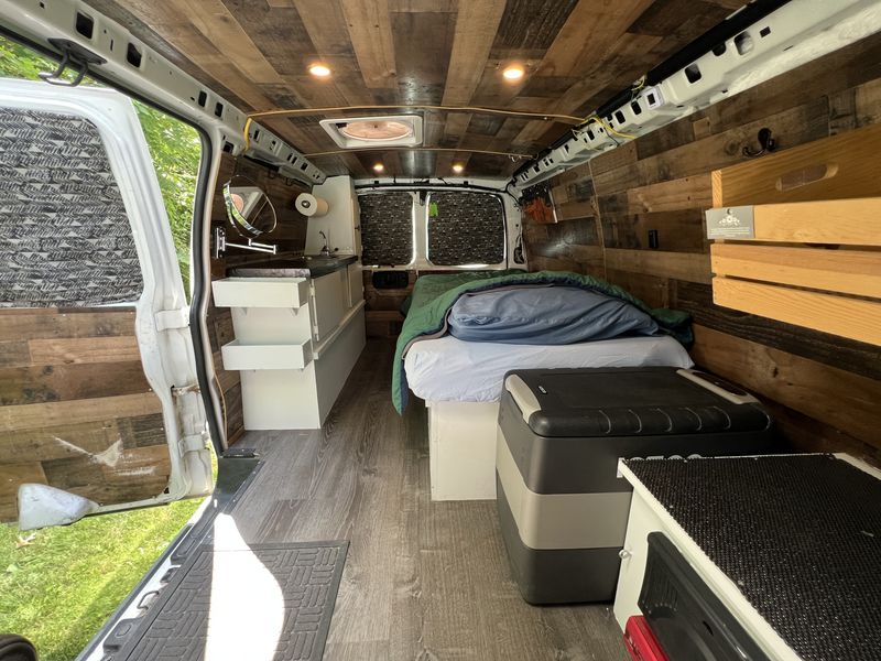 Picture 3/26 of a 2018 Chevrolet Express 2500 Campervan for sale in Killington, Vermont