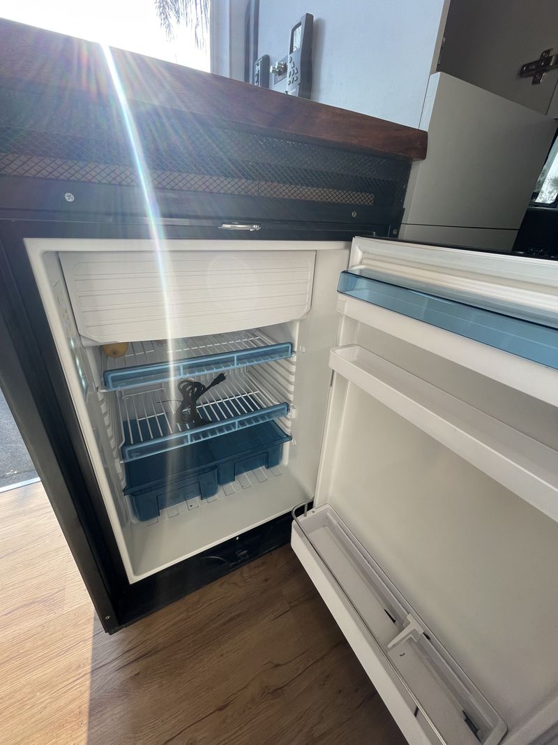 Picture 5/20 of a NEW Factory Engine! Bed Lift, Shower, and 600 Amp Hours for sale in San Diego, California