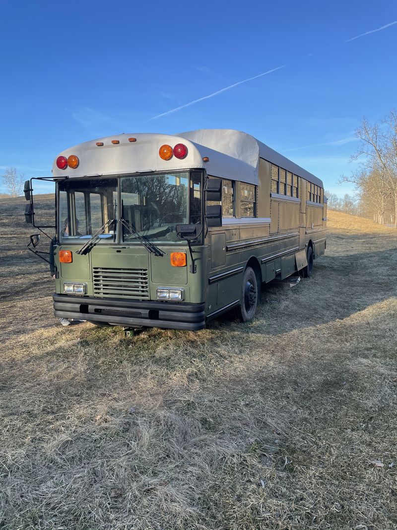 Picture 1/6 of a 1996 International Genesis 40 FT Skoolie  for sale in Logansport, Indiana